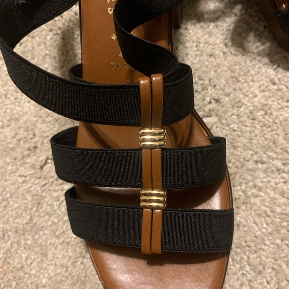 EUC black and tan heels - Picture 3 of 7